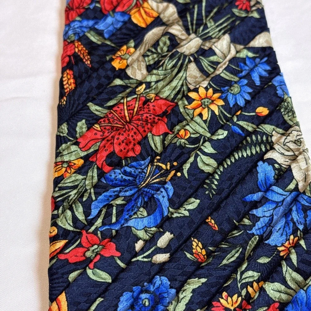 BURDI Chicago Men's Silk XL Necktie ITALY Designer Floral Red/Blue/Gold‎ EUC